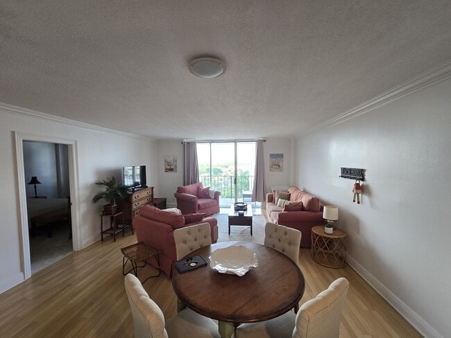 Building Photo - Live the High Life - Ocean Views on the 11th Floor