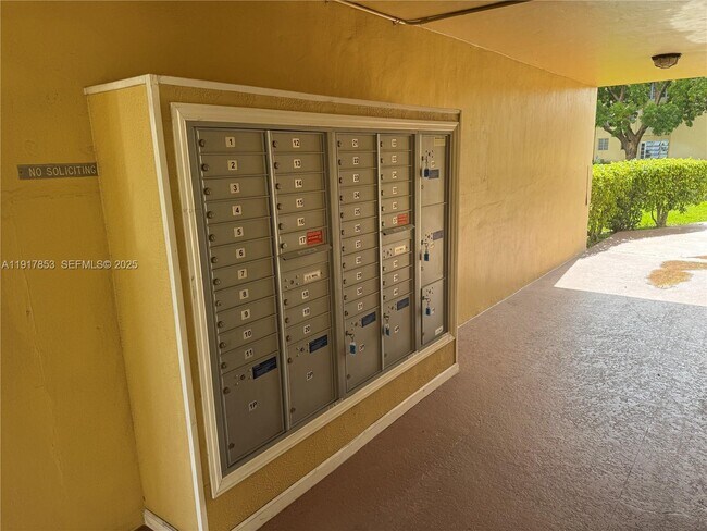 Building Photo - 6050 NW 64th Ave