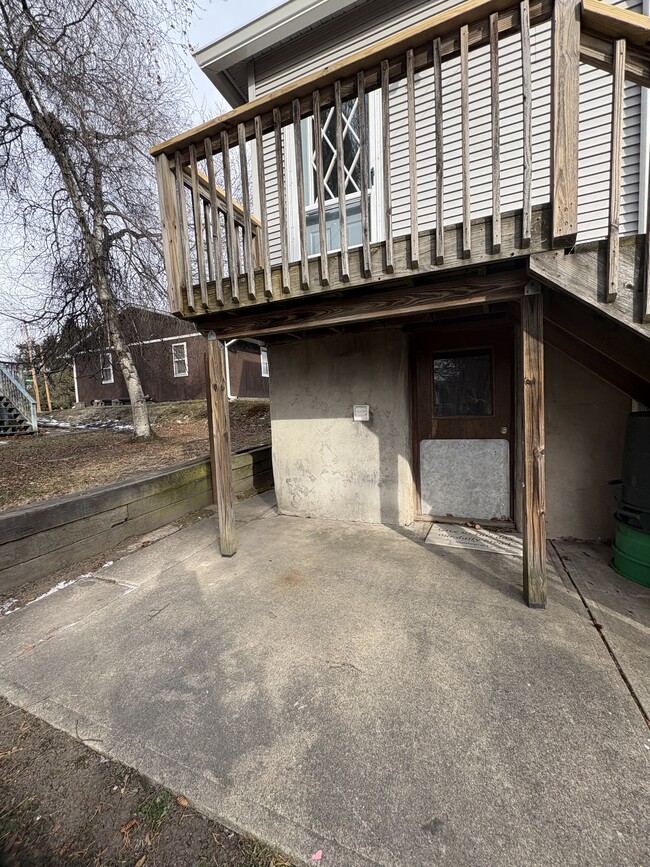 Building Photo - 25 St David St