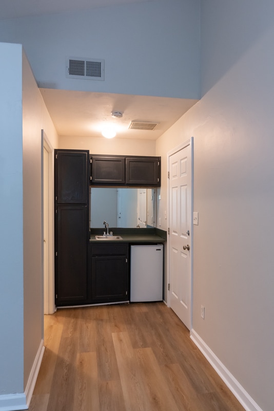 Building Photo - 285 E Harrison St