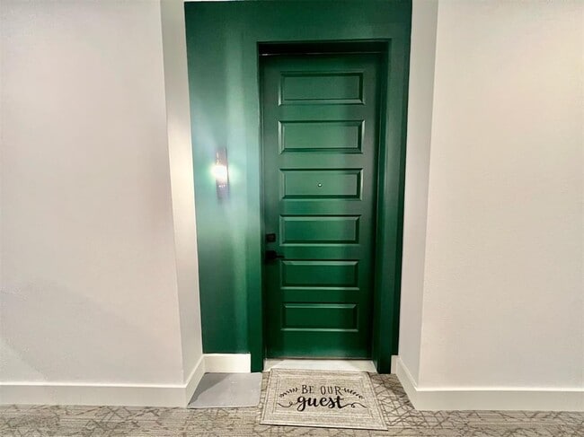 Building Photo - 2500 Longview St