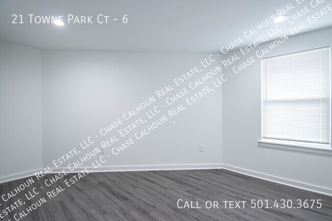 Building Photo - 21 Towne Park Ct