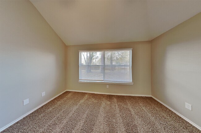 Building Photo - 20143 Glen Burn Ct