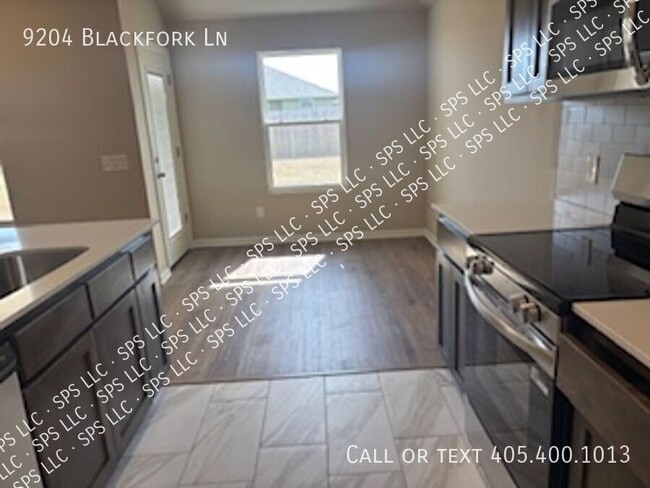 Building Photo - 9204 Blackfork Ln