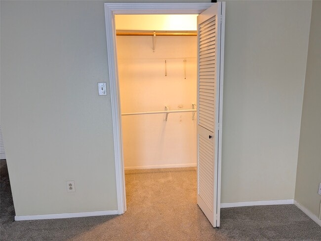 Building Photo - 5050 Ambassador Way