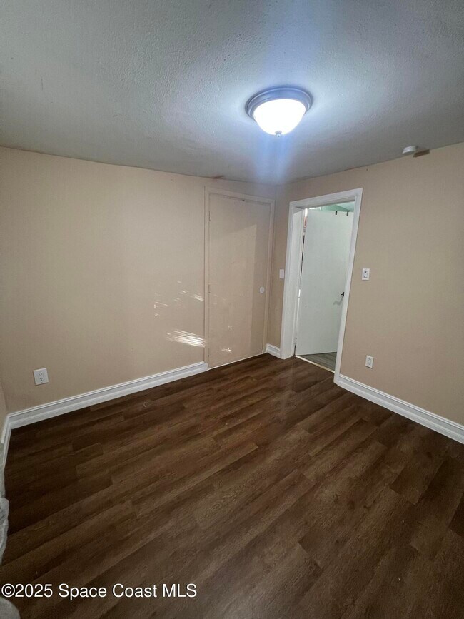 Building Photo - 1616 Terrace St