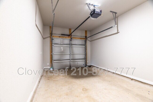 Building Photo - 8339 Runner Rdg
