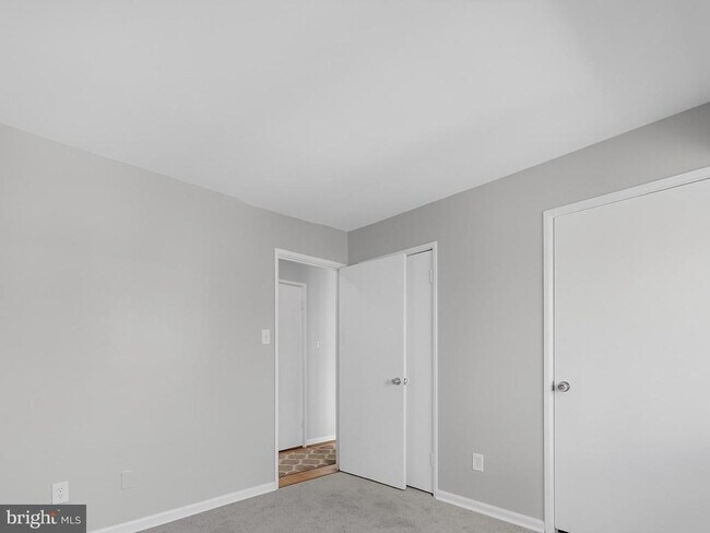 Building Photo - 2908 Kings Chapel Rd