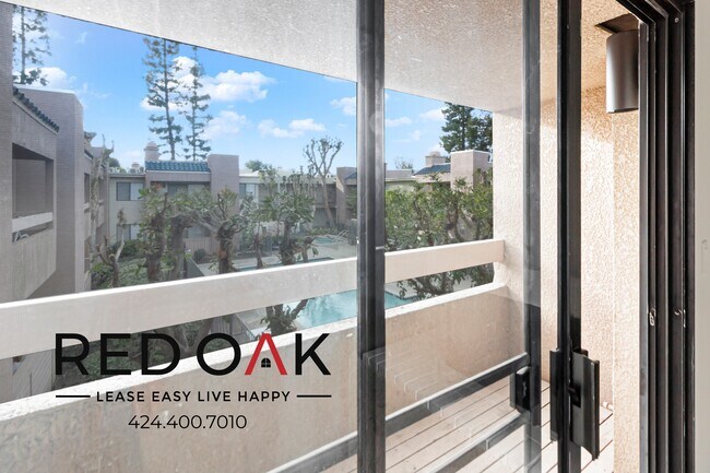 Building Photo - 7810 Topanga Canyon Blvd