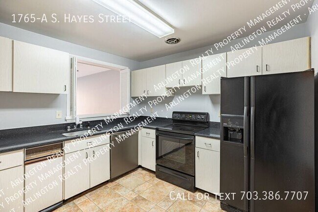 Building Photo - 1765-A S Hayes St