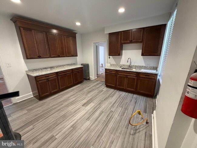 Building Photo - 1206 Green St