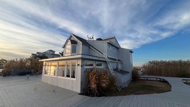 Building Photo - The Beautiful Captree Island