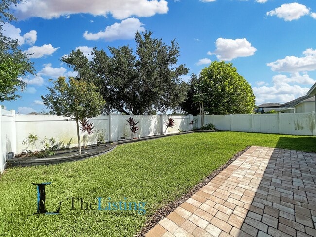 Building Photo - 14359 Shocklach Dr