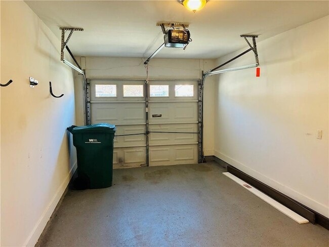 Building Photo - 3842 Avensong Village Cir