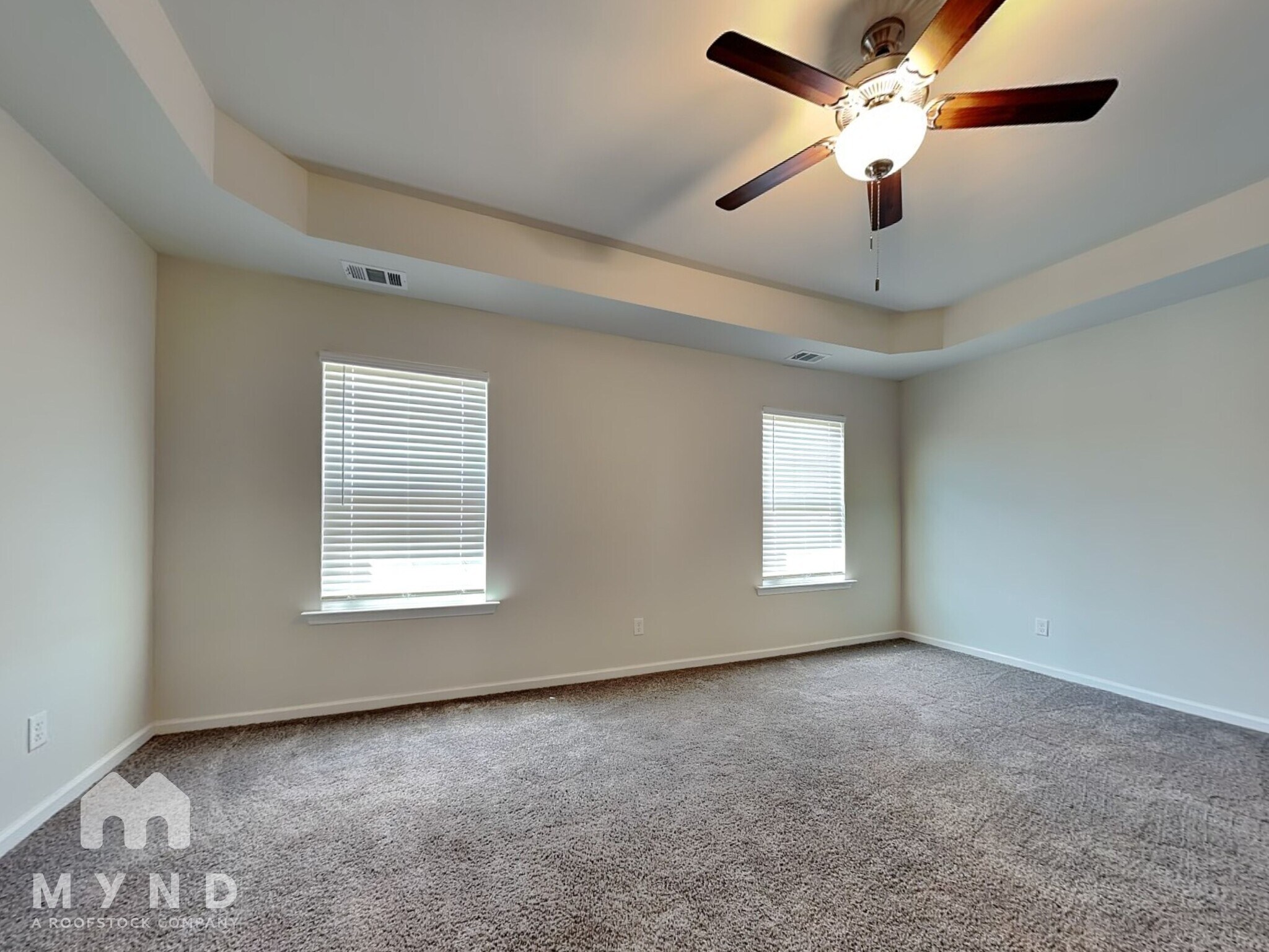 Building Photo - 115 Dasher Dr