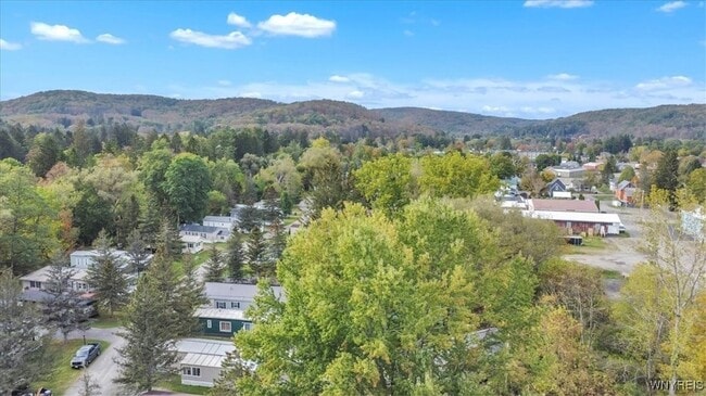 Building Photo - 8A Sun up