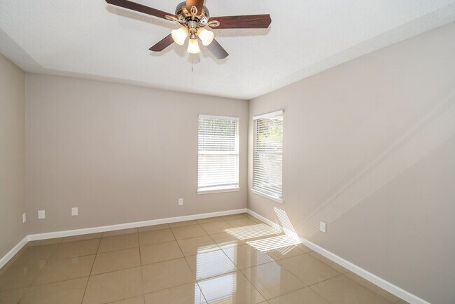 Building Photo - 484 Heron Nest Point