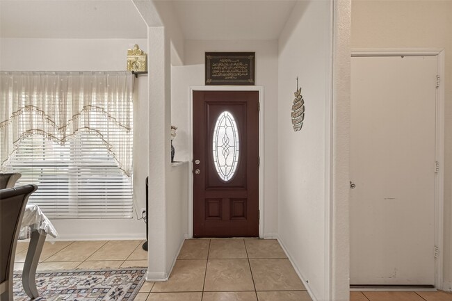 Building Photo - 18303 All Oak Trail