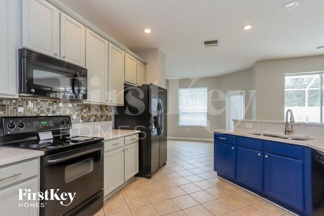 Building Photo - 10909 Wildcat Dr