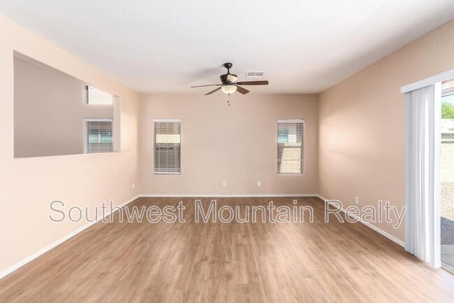 Building Photo - 41261 W Laramie Rd