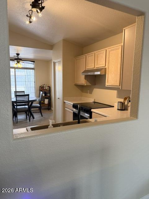 Building Photo - 740 W Baylor Ln