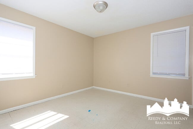 Building Photo - 5087 Breckenwood Dr