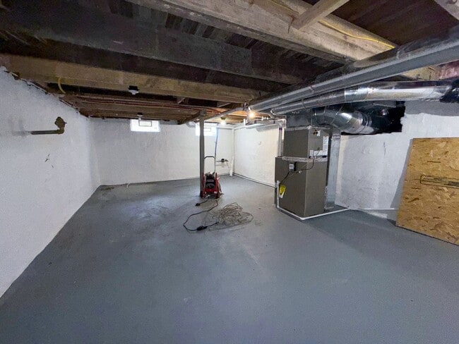 Building Photo - Fully Remodeled 3-Bedroom Home for Rent in Columbus – Modern Upgrades & Spacious Living | $1,640/mo