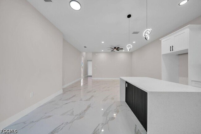 Building Photo - 4648-4650-4650 Leonard Blvd S