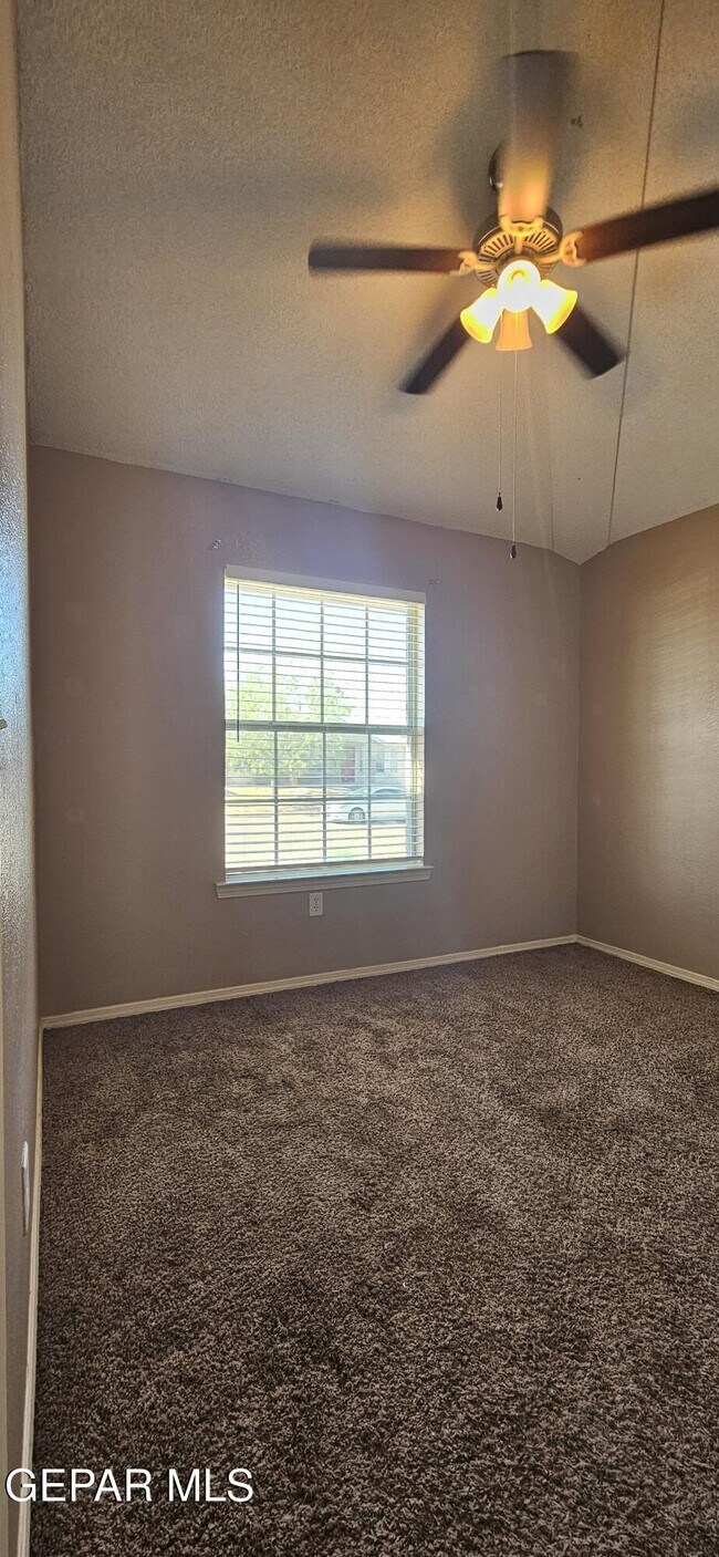 Building Photo - 14357 Puentecillas Dr