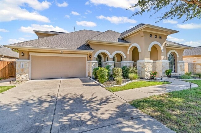 Building Photo - 3211 Herradura Dr