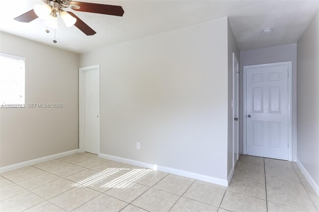 Building Photo - 2230 NW 42nd Ave
