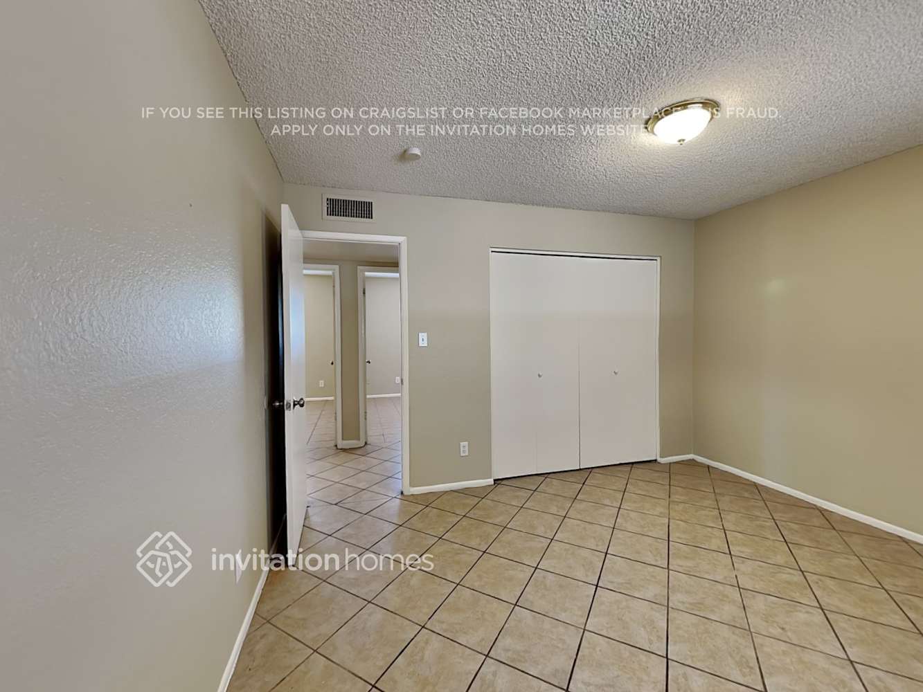 Building Photo - 9018 W Sells Dr