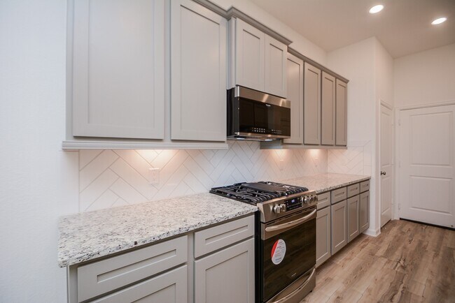 Building Photo - 571 Dry Fork Ln