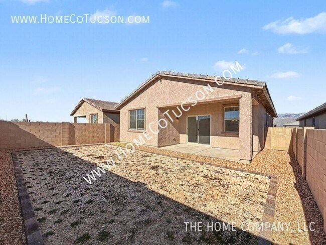 Building Photo - 10348 E Silver Slate Pl