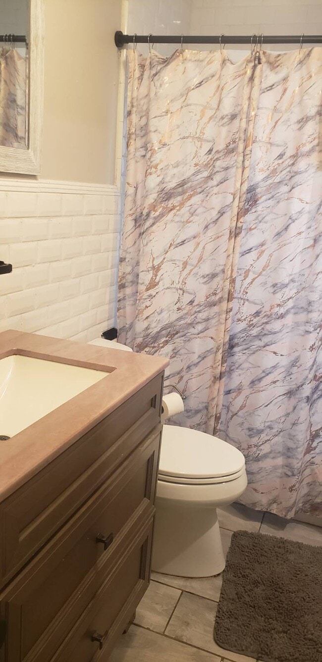 Building Photo - 1444 Briscoe Rd