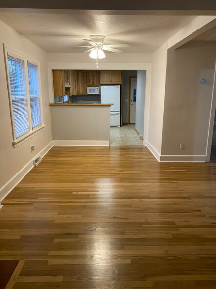 Primary Photo - 174 Lakewood Dr