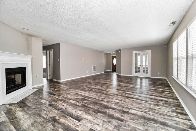 Building Photo - Beautiful 3-Bedroom Home in Fishers