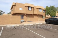 Building Photo - 4625 E Jones Ave