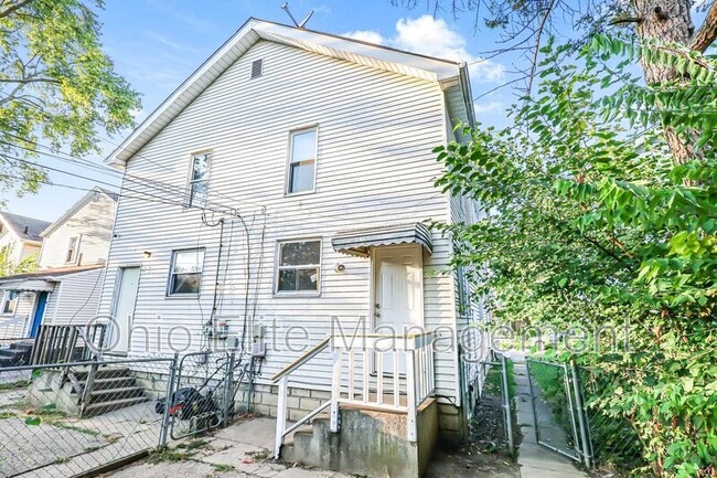 Building Photo - 1499 Briarwood Ave