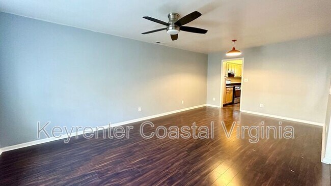 Building Photo - 19 Madrone Pl