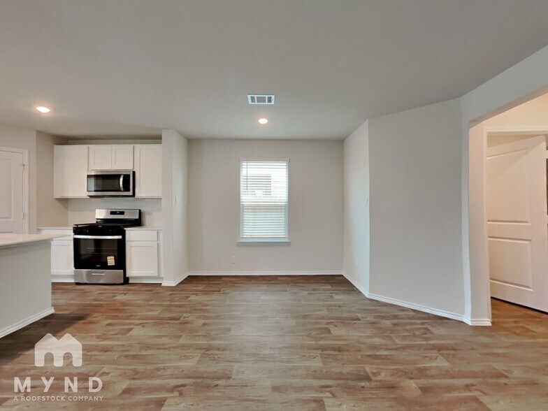 Building Photo - 1115 Western Whipbird