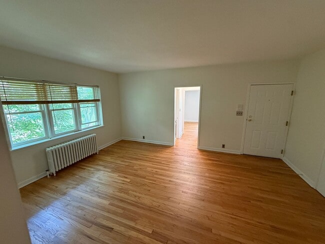 Building Photo - Lake Condo near W Lake & Excelsior Blvd - ...