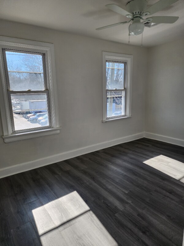Building Photo - 538 W Bridge St