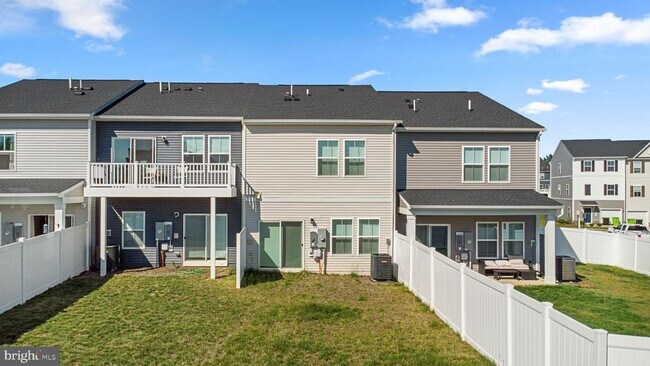 Building Photo - 2618 Grey Wolf Ln