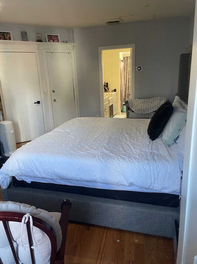 Master Bedroom - 2301 Cherry St