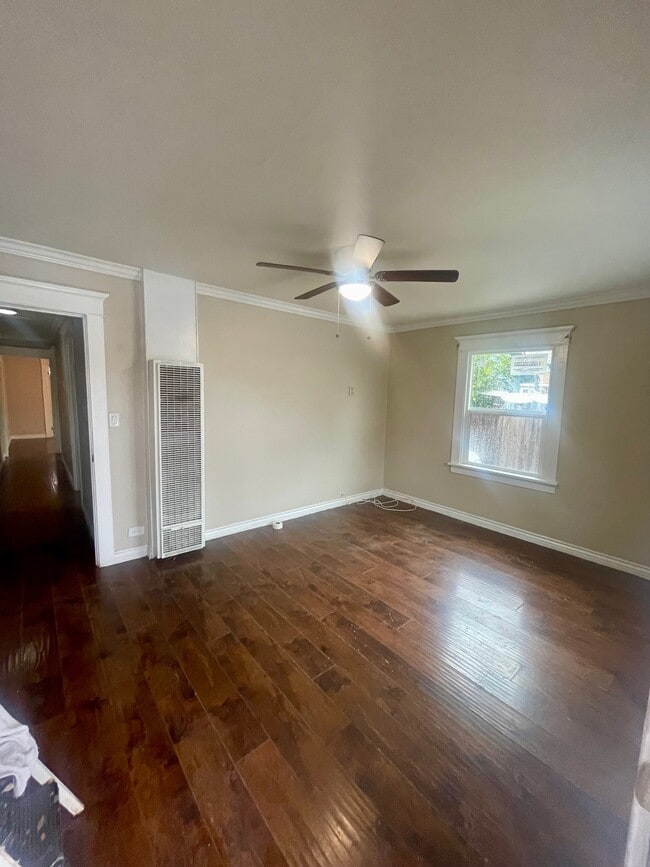 Living Room 1 - 841 W 64th St