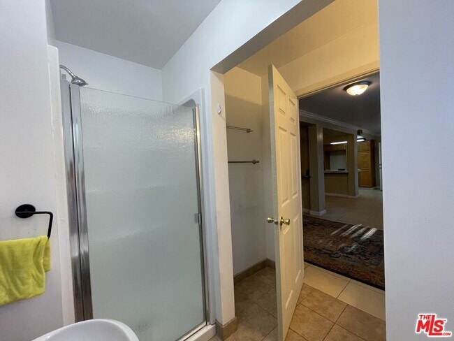 Building Photo - 1516 Talmadge St