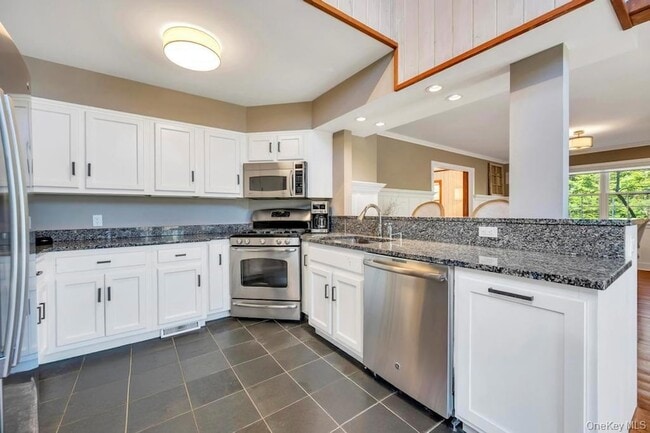 Building Photo - 150 Copeces Ln