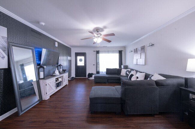 Building Photo - 4 Bedrooms | 2.5 Bathrooms | 2,032 Sq. Ft