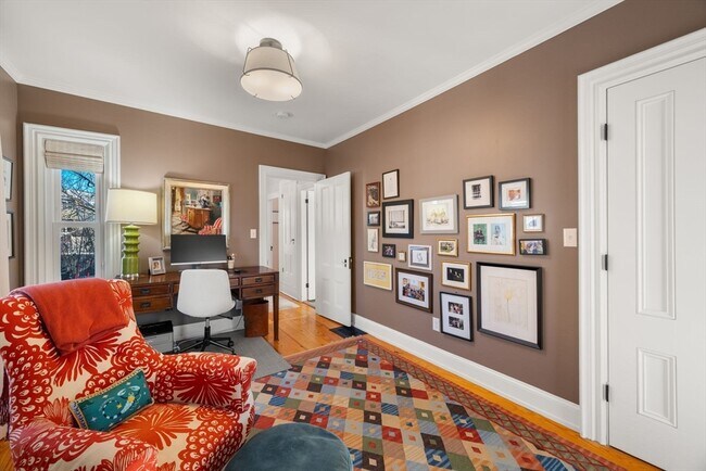 Building Photo - 40 Mead St